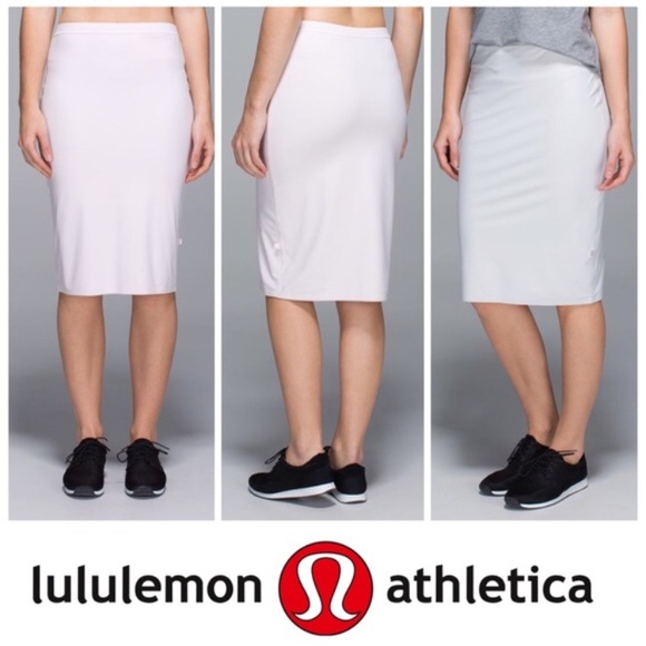 lululemon athletica Dresses & Skirts - Lululemon Twice As Nice Skirt Neutral Blush / Silver Spoon